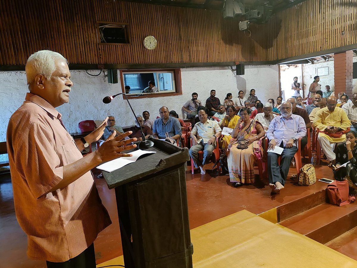 ಹಳೆಗನ್ನಡ ಕಾವ್ಯದಲ್ಲಿ ಮನುಷ್ಯ ಧರ್ಮಕ್ಕೆ ಪ್ರಾಮುಖ್ಯತೆ:  ಕೃಷ್ಣಮೂರ್ತಿ ಹನೂರು 