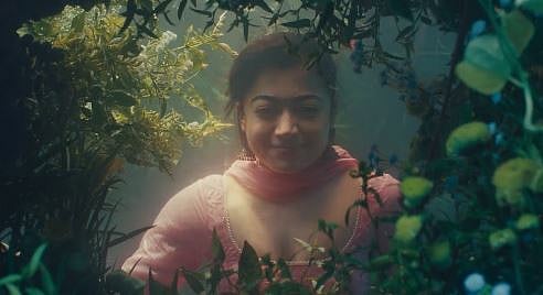 ರಶ್ಮಿಕಾ ಮಂದಣ್ಣ ಮುಂದಿನ ಚಿತ್ರ ‘ದಿ ಗರ್ಲ್‌ಫ್ರೆಂಡ್’: ಫಸ್ಟ್ ಲುಕ್ ಬಿಡುಗಡೆ

