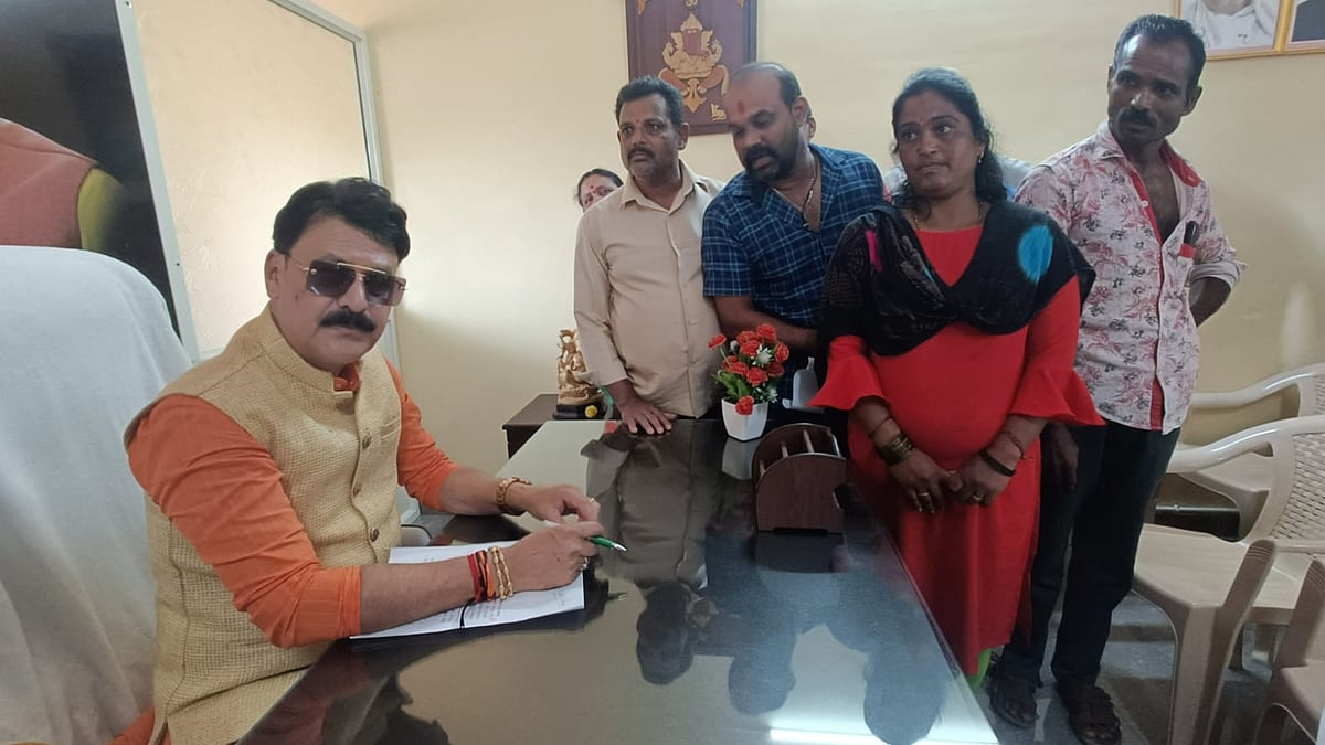 ಹೊಸನಗರ: ಸೂಕ್ತ ಜಾಗಕ್ಕೆ ಬೀದಿ ಬದಿ ವ್ಯಾಪಾರಿಗಳ ಮನವಿ
