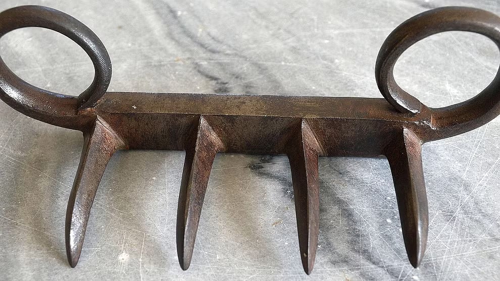 ಹುಲಿ ಉಗುರಿನ ಆಯುಧ: ಬ್ರಿಟನ್‌ ಮ್ಯೂಸಿಯಂ, ‘ಮಹಾ’ ಸರ್ಕಾರ ನಡುವೆ ಶೀಘ್ರ ಒಪ್ಪಂದ