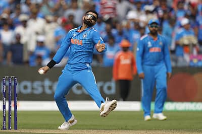 ವಿರಾಟ್ ಬೌಲಿಂಗ್ ಭಂಗಿ