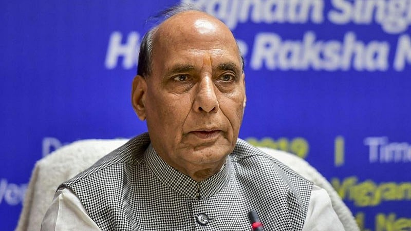 ಭಾರತ-ಪಾಕ್ ಕದನ ವಿರಾಮ | ಉನ್ನತ ಸೇನಾಧಿಕಾರಿಗಳೊಂದಿಗೆ ರಾಜನಾಥ ಸಿಂಗ್ ಸಭೆ