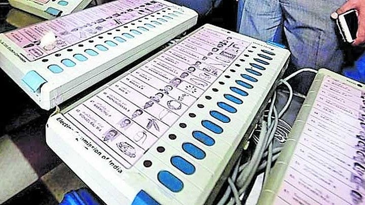 ಮೈಸೂರು–ಕೊಡಗು ಲೋಕಸಭಾ ಕ್ಷೇತ್ರ: ಮತಗಟ್ಟೆಗಳಲ್ಲಿ ತಲಾ ಎರಡು ಇವಿಎಂ ಬಳಕೆ