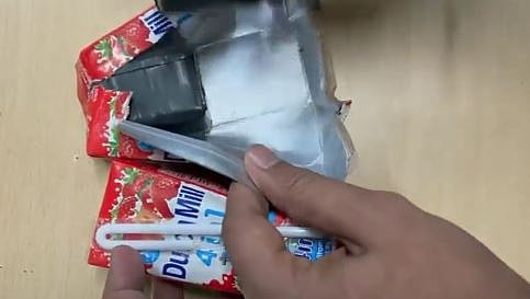 ಹಾಲಿನ ಪೊಟ್ಟಣದಲ್ಲಿ 4 ಕೆ.ಜಿ. ಚಿನ್ನ!: ಬೆಕ್ಕಸ ಬೆರಗಾದ ಕಸ್ಟಮ್ಸ್ ಅಧಿಕಾರಿಗಳು