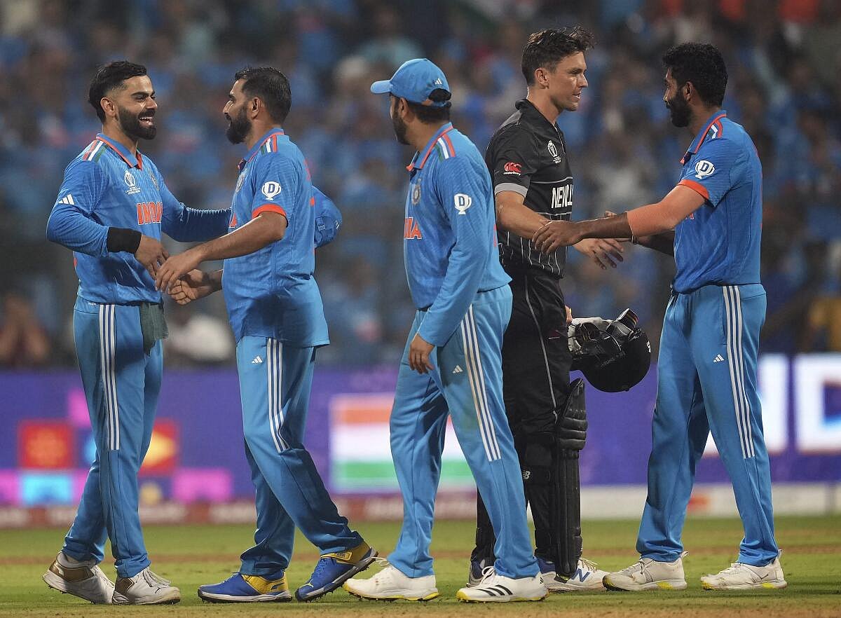 ವಿಶ್ವಕಪ್‌ನ 'ಶ್ರೇಷ್ಠ ಆಟಗಾರ' ರೇಸ್‌ನಲ್ಲಿ 9 ಕ್ರಿಕೆಟಿಗರು: ನಿಮ್ಮ ಆಯ್ಕೆ ಯಾರು?