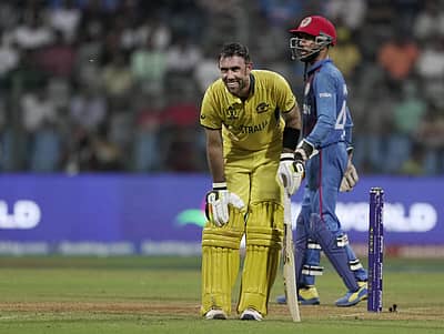 ಮ್ಯಾಕ್ಸ್‌ವೆಲ್‌ಗೆ ಸರಿಸಾಟಿ ಮ್ಯಾಕ್ಸ್‌ವೆಲ್ ಮಾತ್ರ