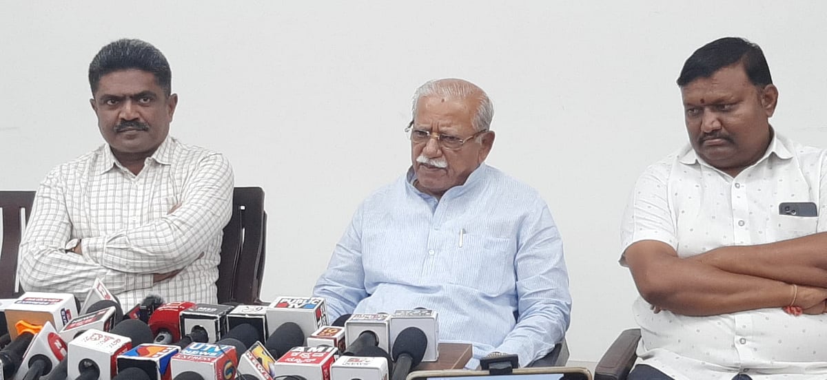 ಕಾಂಗ್ರೆಸ್‌ನಿಂದ ಶಿಕ್ಷಣದ ಕೆಂಪೀಕರಣ: ವಿಪ ಮಾಜಿ ಸದಸ್ಯ ಅರುಣ ಶಹಾಪುರ ಆರೋಪ