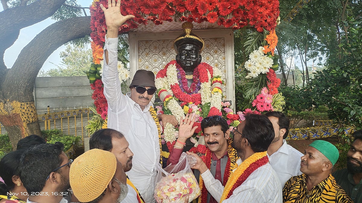 ದೇವನಹಳ್ಳಿಯಲ್ಲಿ ಟಿಪ್ಪು ಸ್ಮಾರಕ ನಿರ್ಮಿಸಿ: ವಾಟಾಳ್‌ ನಾಗರಾಜ್‌ ಆಗ್ರಹ