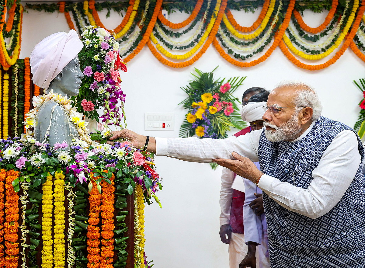 ರಾಂಚಿ: ಕಾರ್ಯಾಚರಣೆ ಸ್ಥಗಿತಗೊಳಿಸಿರುವ ಮಿಗ್ ಯುದ್ಧವಿಮಾನ ಅನಾವರಣ