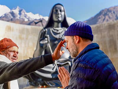 ಕೇದಾರನಾಥದಲ್ಲಿ ಆದಿ ಗುರು ಶಂಕರಾಚಾರ್ಯ ಸಮಾಧಿ ಸ್ಥಳಕ್ಕೆ ರಾಹುಲ್ ಭೇಟಿ