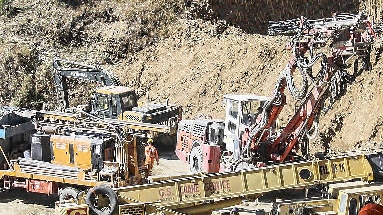 ಸಿಲ್ಕ್ಯಾರಾ ಸುರಂಗ: ಕಾರ್ಮಿಕರ ಒತ್ತಡ ನಿವಾರಣೆಗೆ ಲೂಡೊ, ಚೆಸ್‌ ಬೋರ್ಡ್‌