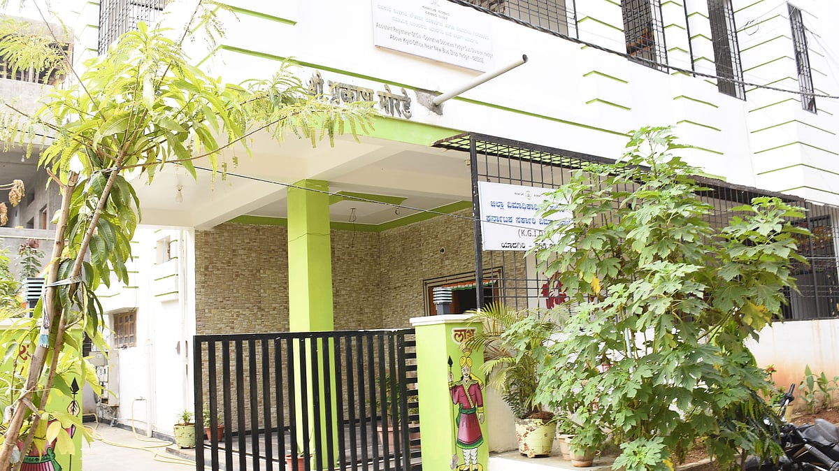 ಯಾದಗಿರಿ | ಖಾಸಗಿ ಕಟ್ಟಡದಲ್ಲಿ‌ ಸರ್ಕಾರಿ ಕಚೇರಿಗಳು!