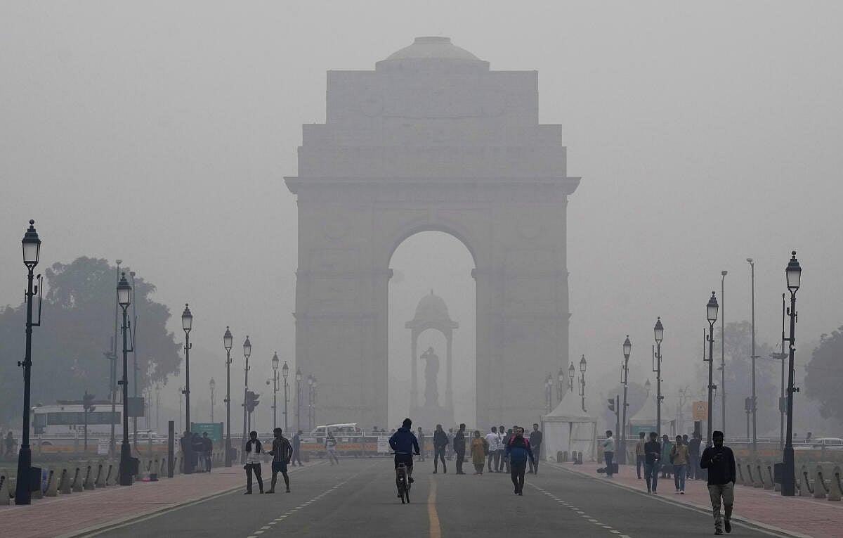 PHOTOS | Delhi Air Pollution: ಮಾಲಿನ್ಯದಿಂದ ಮಬ್ಬಾದ ರಾಷ್ಟ್ರ ರಾಜಧಾನಿ ದೆಹಲಿ