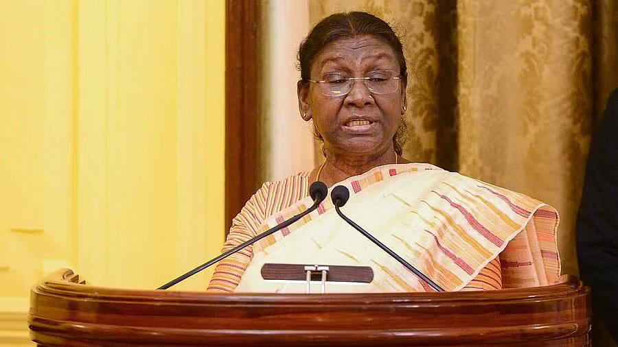 ಕೇಜ್ರಿವಾಲ್ ಬಂಧನದಿಂದ ಸಾಂವಿಧಾನಿಕ ಬಿಕ್ಕಟ್ಟು: BJP ಶಾಸಕರಿಂದ ರಾಷ್ಟ್ರಪತಿ ಭೇಟಿ