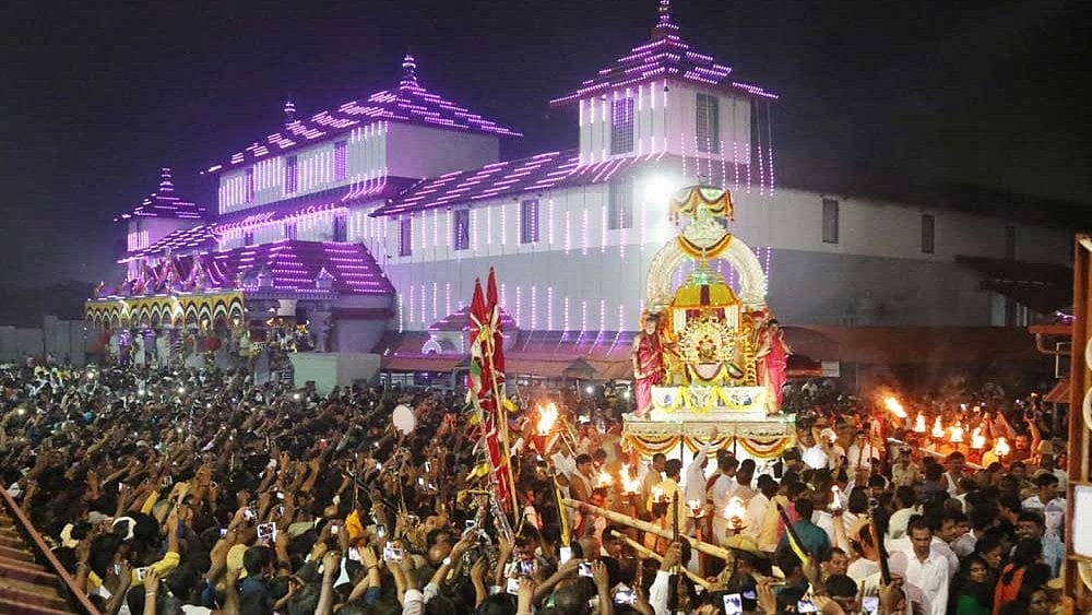 ಧರ್ಮಸ್ಥಳ ಲಕ್ಷದೀಪೋತ್ಸವ: ಸರ್ವಧರ್ಮ ಸಮ್ಮೇಳನ, ಸಾಹಿತ್ಯ ಸಮ್ಮೇಳನ