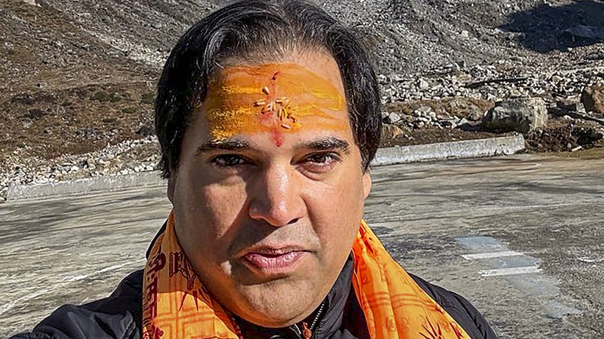 ರಾಹುಲ್‌–ವರುಣ್‌ ಭೇಟಿ: ರಾಜಕೀಯ ಚರ್ಚೆ ಬಗ್ಗೆ ವದಂತಿ