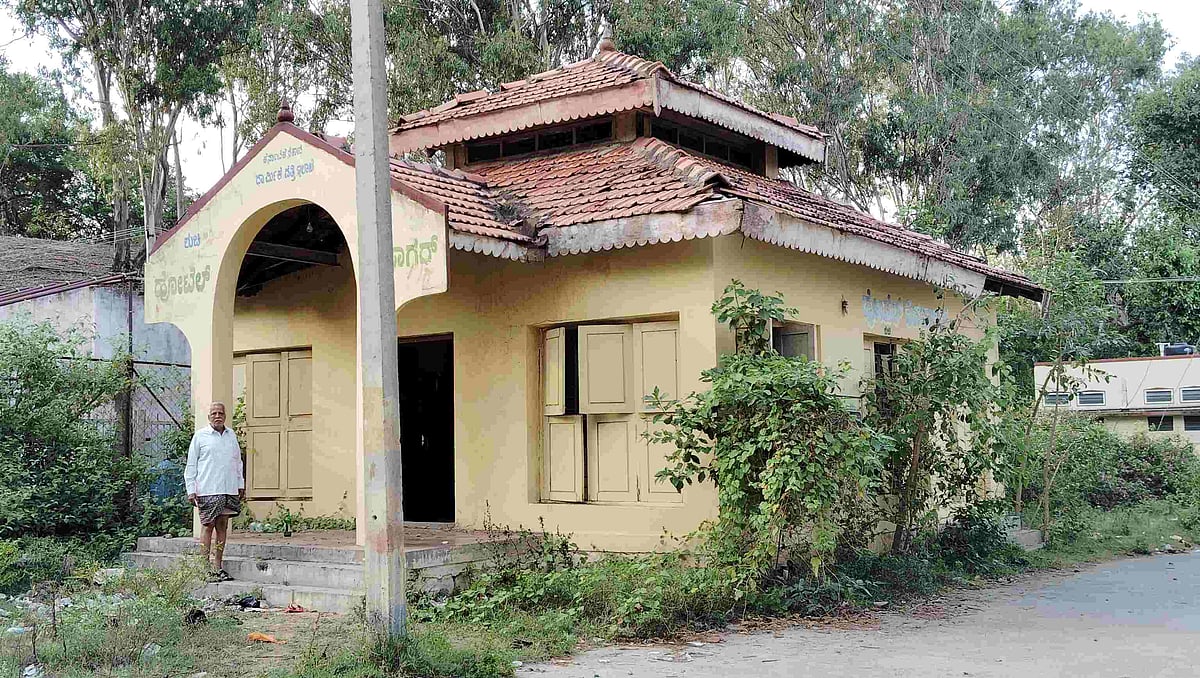 ತಲಕಾಡು | ಉಪಹಾರ ಕೇಂದ್ರಕ್ಕೆ ಬೇಕು ಕಾಯಕಲ್ಪ