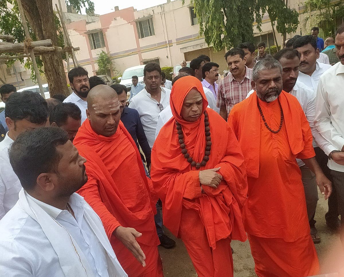 ಇನ್ನು ಮುಂದೆ ಒಳ್ಳೆಯದು ಮಾಡೋಣ: ಮುರುಘಾ ಶರಣರು