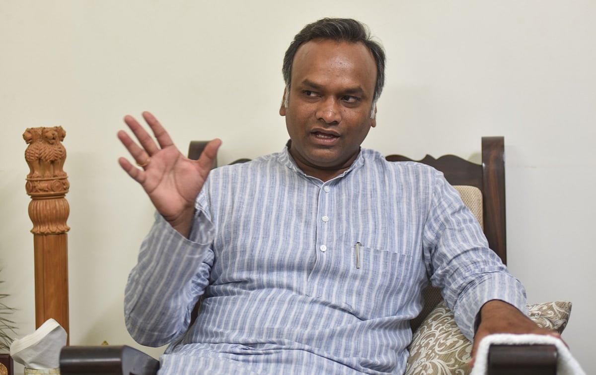 ಬ್ಲೂಟೂತ್ ಪ್ರಕರಣ: ಪ್ರಾಥಮಿಕ ಮಾಹಿತಿ ಬಳಿಕ ಮುಂದಿನ ನಿರ್ಧಾರ– ಪ್ರಿಯಾಂಕ್ ಖರ್ಗೆ