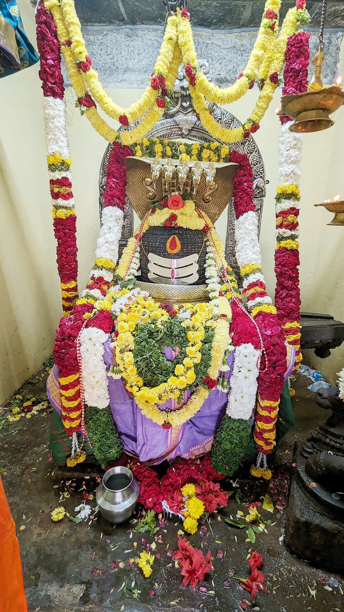 ಕಡೆ ಕಾರ್ತಿಕ ಸೋಮವಾರ: ವಿಶೇಷ ಪೂಜೆ