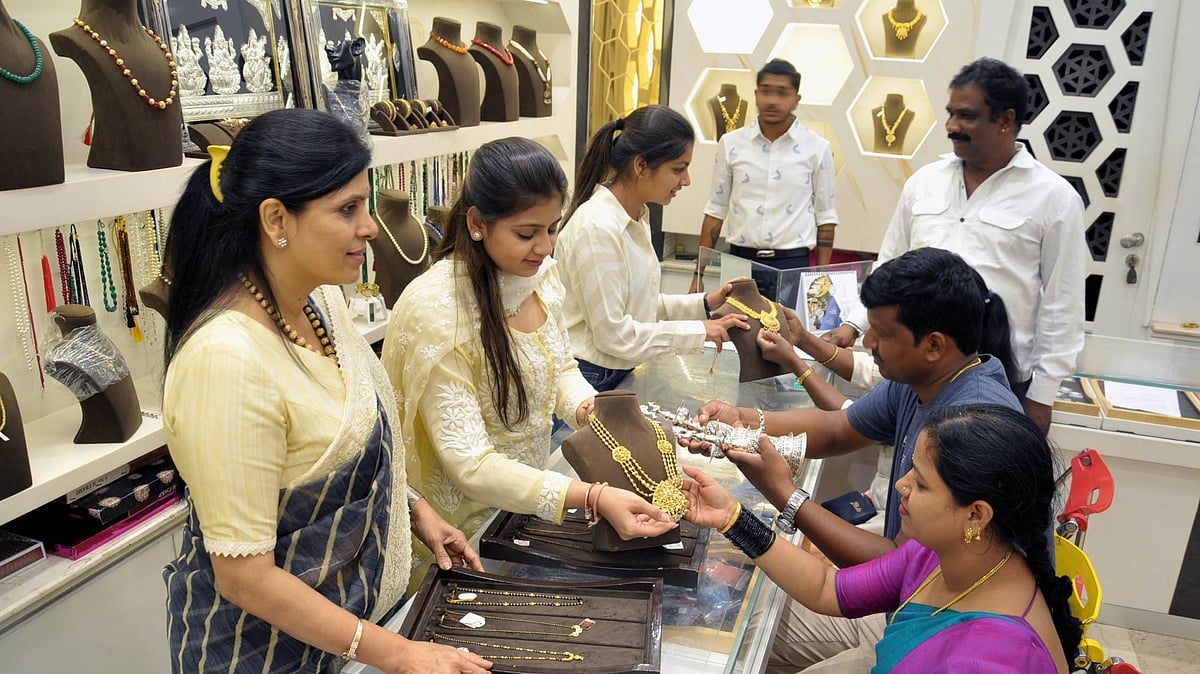 2024ರಲ್ಲಿ ದೇಶೀಯ ಮಾರುಕಟ್ಟೆಯಲ್ಲಿ ₹70 ಸಾವಿರಕ್ಕೆ ತಲುಪಲಿದೆ ಚಿನ್ನದ ಬೆಲೆ!