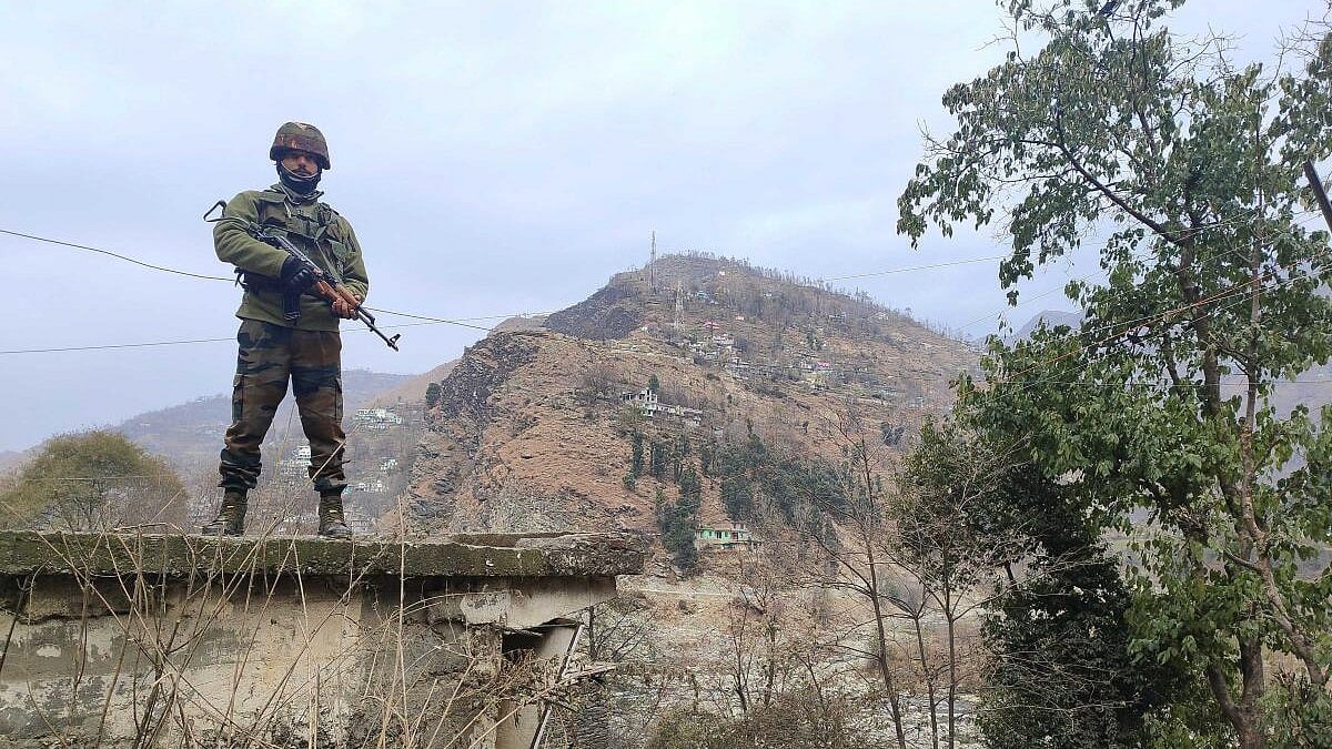 ಮಣಿಪುರದಲ್ಲಿ ಮತ್ತೆ ಭುಗಿಲೆದ್ದ ಹಿಂಸಾಚಾರ: ಭದ್ರತೆ ಹೆಚ್ಚಳ