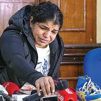 ಸಂಪಾದಕೀಯ: ದೇಶದ ಅಂತಃಸಾಕ್ಷಿ ಕಲಕಿದ ಕುಸ್ತಿಪಟು ಸಾಕ್ಷಿ ವಿದಾಯ