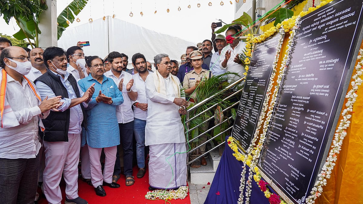 ಹಿಜಾಬ್ ನಿಷೇಧ ವಾಪಸ್‌ಗೆ ಸೂಚನೆ: ಮುಖ್ಯಮಂತ್ರಿ ಸಿದ್ದರಾಮಯ್ಯ