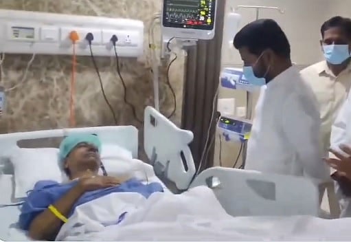 ತೆಲಂಗಾಣ ಮಾಜಿ ಸಿಎಂ ಕೆಸಿಆರ್ ಭೇಟಿಯಾಗಿ ಆರೋಗ್ಯ ವಿಚಾರಿಸಿದ ಸಿಎಂ ರೇವಂತ್ ರೆಡ್ಡಿ