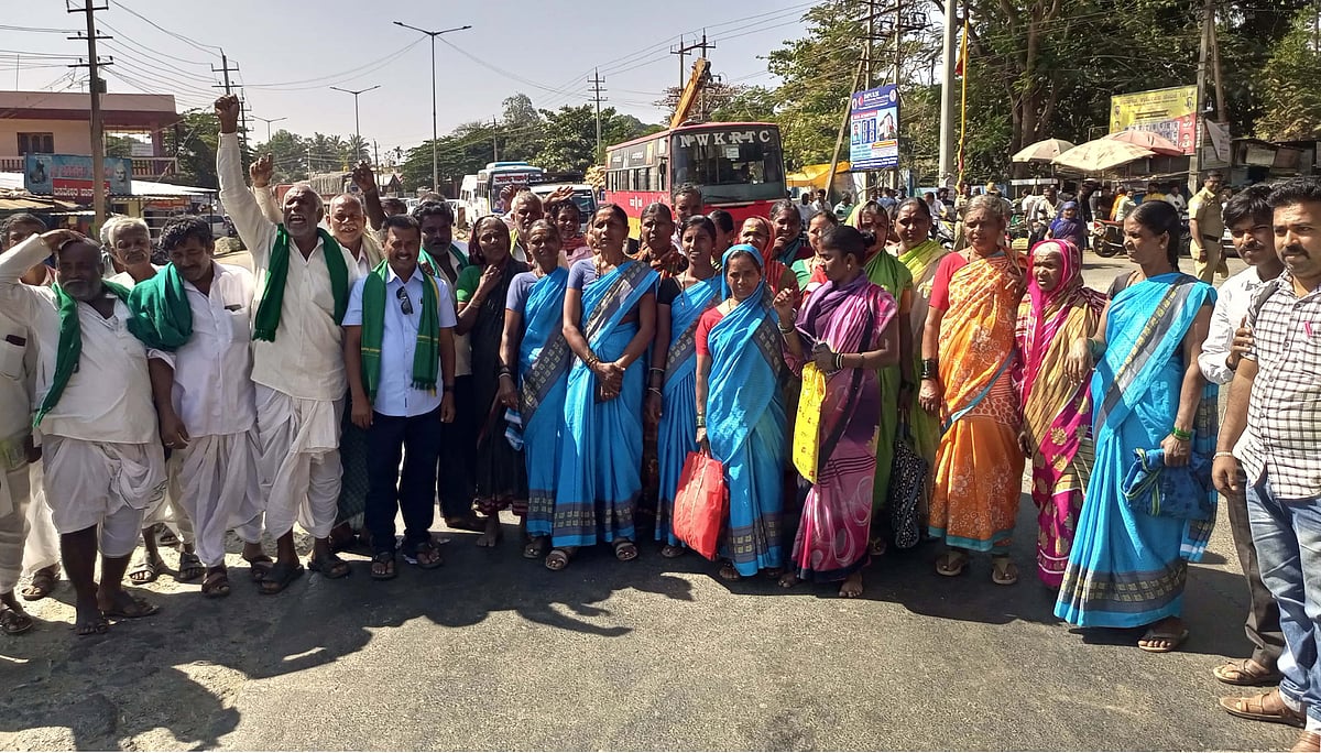 ಸಚಿವ ಸಂಪುಟದಿಂದ ಶಿವಾನಂದ ಪಾಟೀಲ ವಜಾಗೊಳಿಸಲು ಒತ್ತಾಯ: ರೈತರ ಪ್ರತಿಭಟನೆ