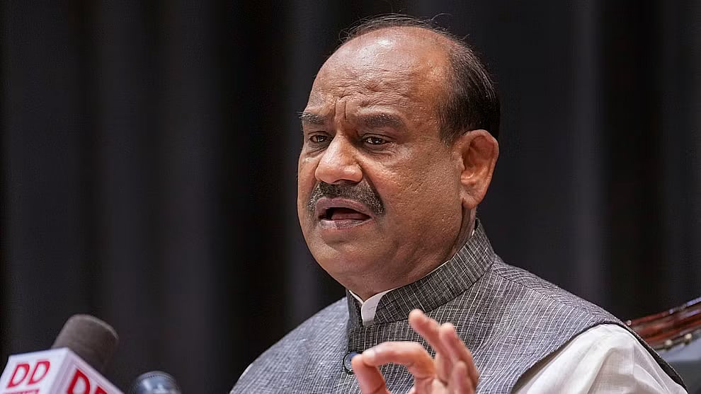 ದೇಶದ ಅಭಿವೃದ್ಧಿಯಲ್ಲಿ ಹಿಂದಿ ಪ್ರಮುಖ ಪಾತ್ರ ವಹಿಸಿದೆ: ಲೋಕಸಭಾಧ್ಯಕ್ಷ ಓಂ ಬಿರ್ಲಾ