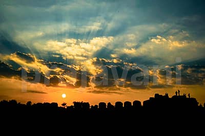 ಕಲಬುರಗಿಯ ಕೋಟೆ ಆವರಣದಲ್ಲಿ ಸೂರ್ಯಸ್ತದ ವೇಳೆ ದೃಶ್ಯ ಕ್ಯಾಮೆರಾದಲ್ಲಿ ಸೆರೆಯಾಗಿದ್ದು ಹೀಗೆ