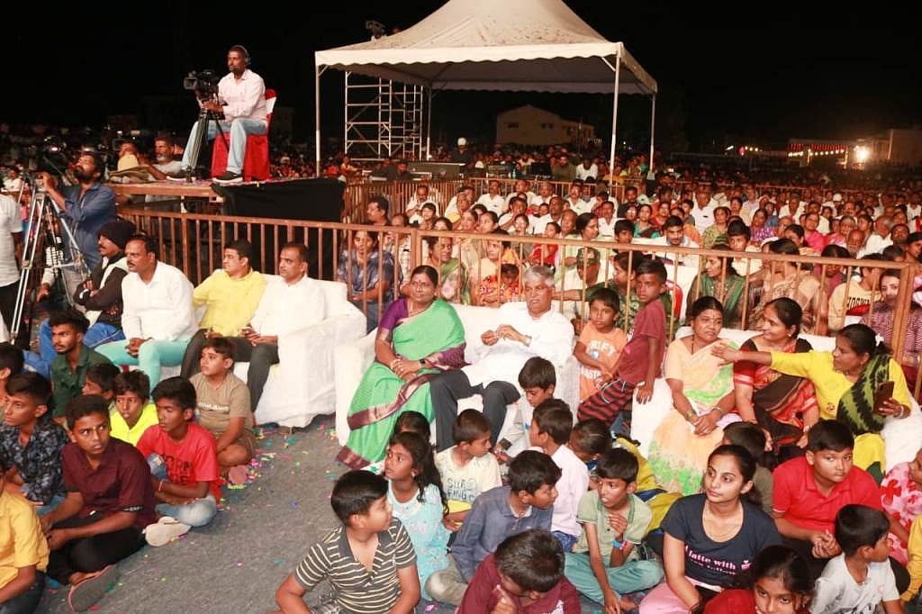 ₹ 60 ಲಕ್ಷ ವೆಚ್ಚ | ಅದ್ದೂರಿಯಾಗಿ ಹುಟ್ಟುಹಬ್ಬ ಆಚರಿಸಿದ ಮಾಜಿ ಸಚಿವ