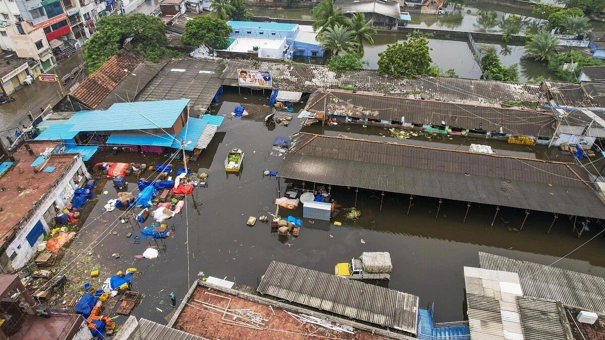ತಮಿಳುನಾಡು ಮಳೆ: ಹೆಚ್ಚಿನ ಹೆಲಿಕಾಪ್ಟರ್‌ಗಳಿಗೆ ಬೇಡಿಕೆ ಸಲ್ಲಿಸಿದ CM ಸ್ಟಾಲಿನ್