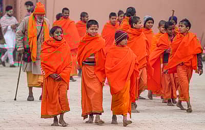 ರಾಮ ಮೂರ್ತಿ ಪ್ರಾಣ ಪ್ರತಿಷ್ಠಾಪನೆಗೂ ಮುನ್ನ ಹನುಮಾನ್‌ ಮಹಾಯಾಗ ಕಾರ್ಯಕ್ರಮದಲ್ಲಿ ಮಕ್ಕಳು ಭಾಗವಹಿಸಿದ್ದರು.