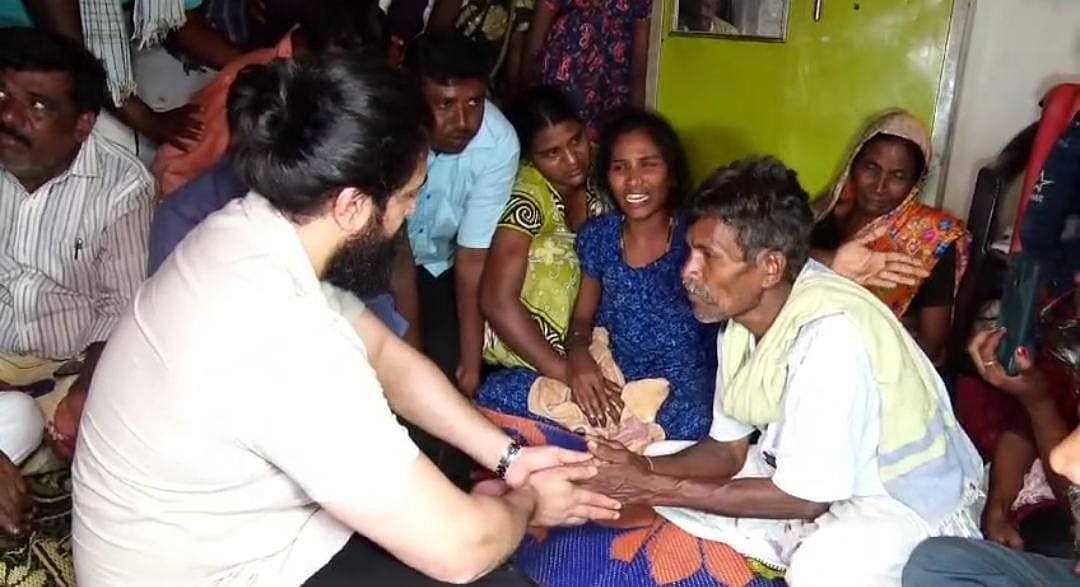 ಬರ್ತ್‌ಡೇ ಬಂದಾಗಲೆಲ್ಲ ಭಯವಾಗುತ್ತಿದೆ: ಮೃತರ ಕುಟುಂಬಸ್ಥರಿಗೆ ಸಾಂತ್ವನ ಹೇಳಿದ ಯಶ್