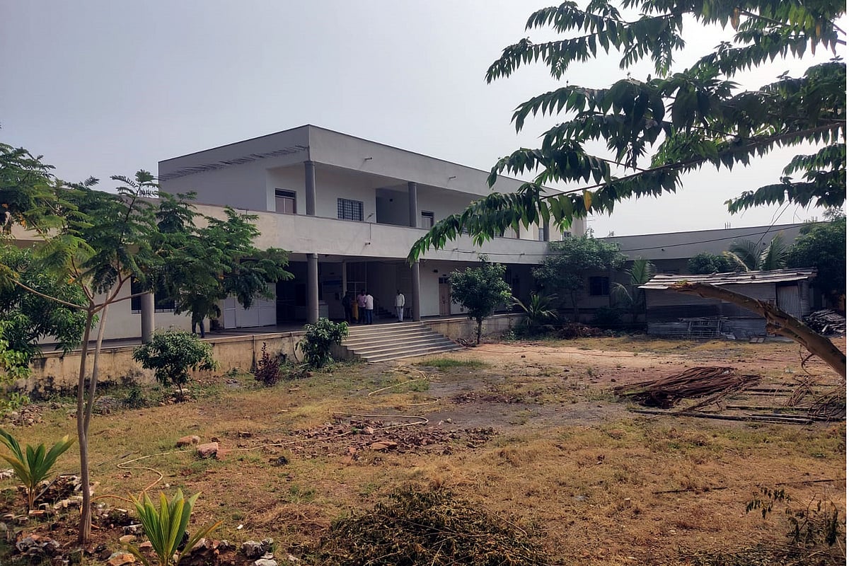 ರಬಕವಿ ಬನಹಟ್ಟಿ: ಬಾರದ ಅತಿಥಿ ಉಪನ್ಯಾಸಕರು; ಅತಂತ್ರ ಸ್ಥಿತಿಯಲ್ಲಿ ವಿದ್ಯಾರ್ಥಿಗಳು