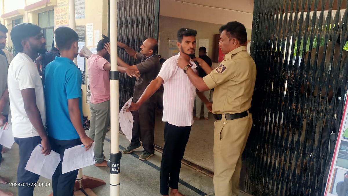 ಕಾನ್‌ಸ್ಟೆಬಲ್ ಪರೀಕ್ಷೆ ಸುಗಮ; ಅದಲು– ಬದಲು ಗೊಂದಲ