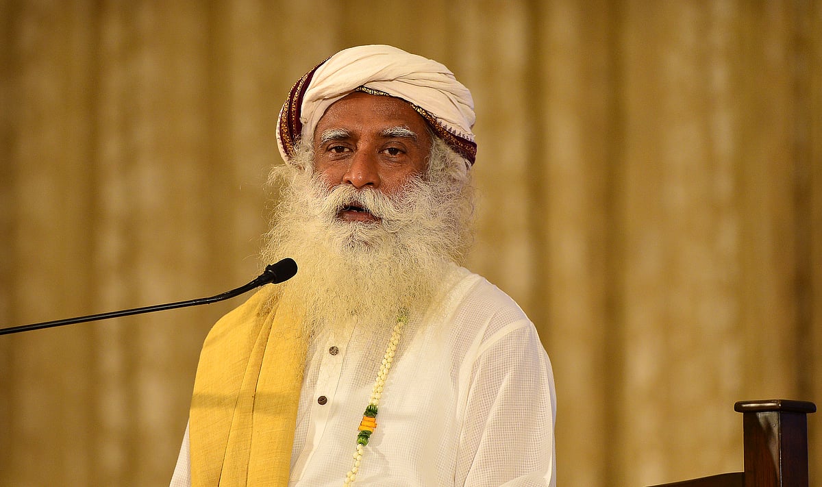 ದೇವಾಲಯಗಳು ಭಕ್ತರಿಂದ ನಡೆಯಬೇಕೇ ಹೊರತು ಸರ್ಕಾರದಿಂದಲ್ಲ:ಸದ್ಗುರು ಜಗ್ಗಿ ವಾಸುದೇವ್