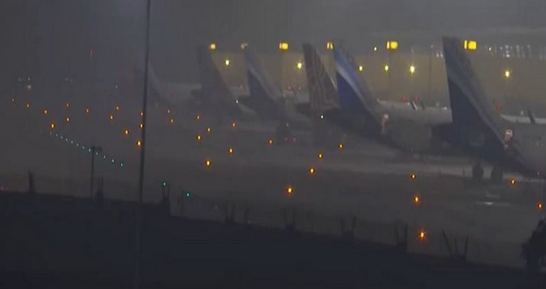 ದೆಹಲಿಯಲ್ಲಿ ದಟ್ಟ ಮಂಜು: ರೈಲು ಸಂಚಾರ ಸ್ಥಗಿತ, ವಿಮಾನಯಾನ ವಿಳಂಬ