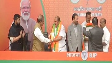 LS  Polls | ಚುನಾವಣೆ ಹೊಸ್ತಿಲಲ್ಲಿ ಬಿಜೆಪಿಯಲ್ಲಿ ವಿಲೀನಗೊಂಡ ಕೇರಳ ಜನಪಕ್ಷಂ