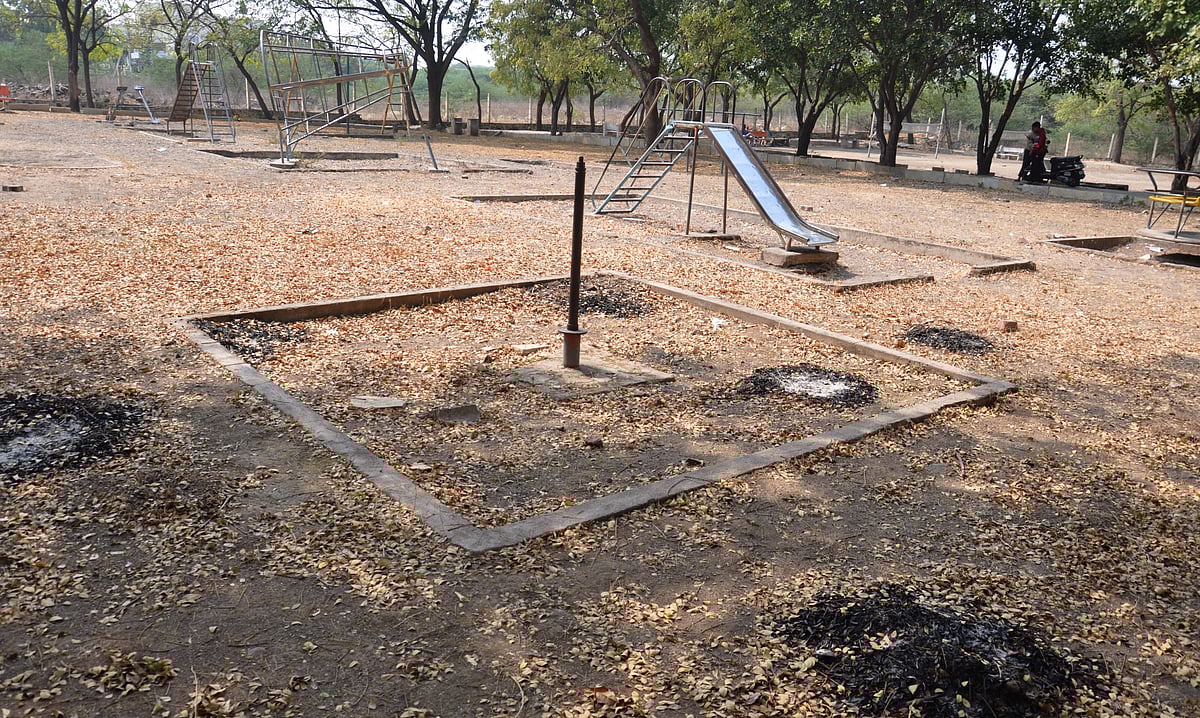 ವಿಜಯಪುರ | ಮಹಾನಗರ ಪಾಲಿಕೆ ನಿರ್ಲಕ್ಷ್ಯ: ನಿರ್ವಹಣೆ ಇಲ್ಲದೆ ಸೊರಗಿದ ಉದ್ಯಾನಗಳು