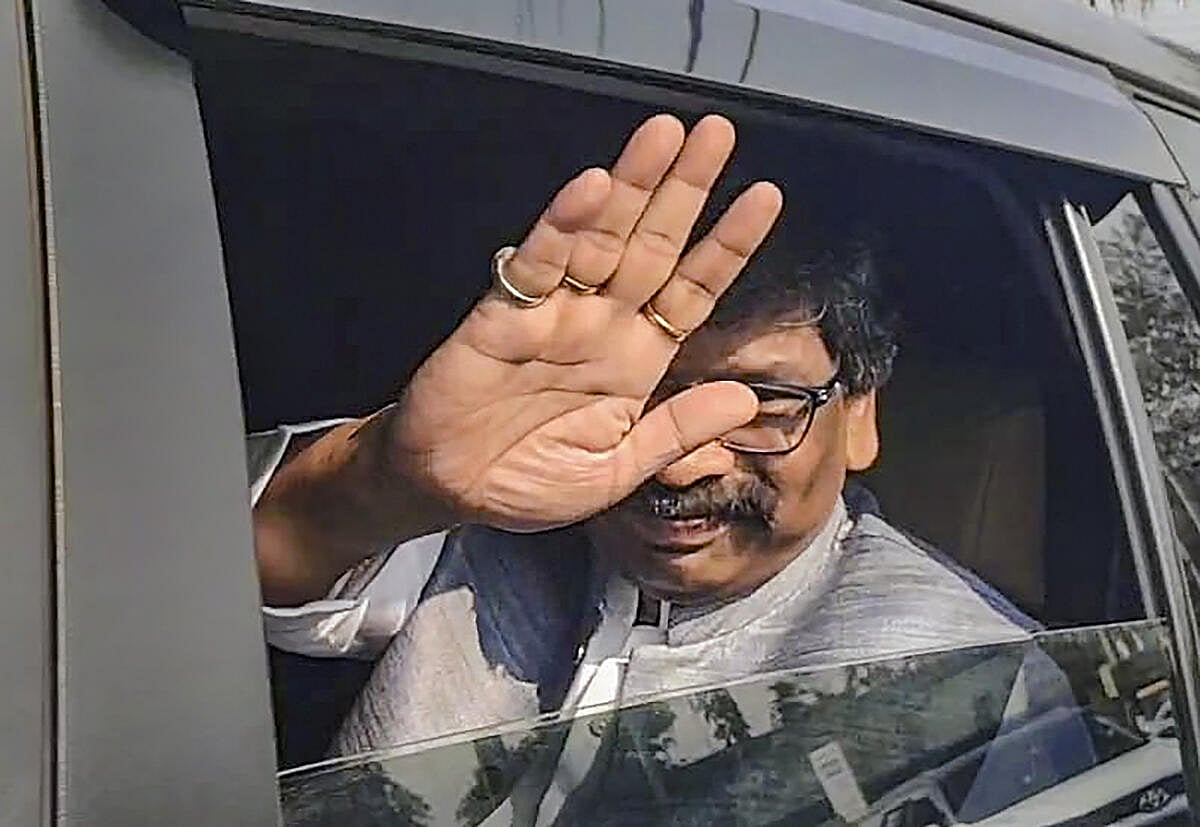 ಜಾರ್ಖಂಡ್: ಸಿಎಂ ಸೊರೇನ್‌ಗೆ ಬೆಂಬಲ ಸೂಚಿಸಿದ ಮೈತ್ರಿಪಕ್ಷಗಳ ಶಾಸಕರು