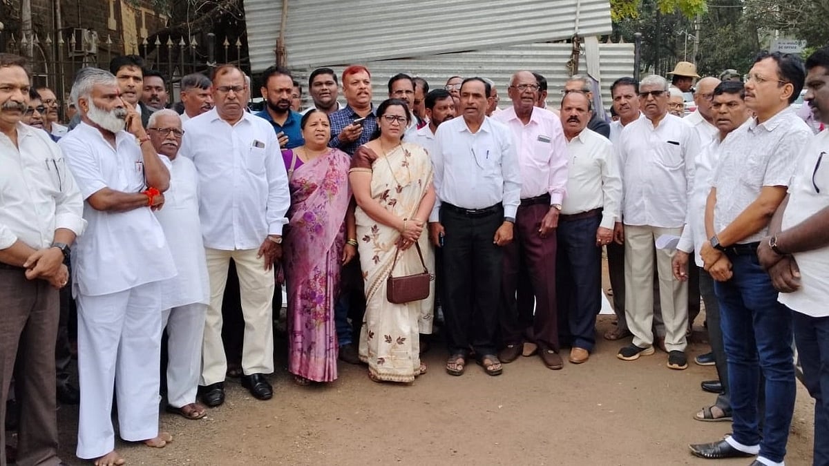 ಬೆಳಗಾವಿ: ನಾಮಫಲಕದಲ್ಲಿ ಕನ್ನಡ ಕಡ್ಡಾಯ ಆದೇಶಕ್ಕೆ ಎಂಇಎಸ್‌ ಕಾರ್ಯಕರ್ತರಿಂದ ವಿರೋಧ