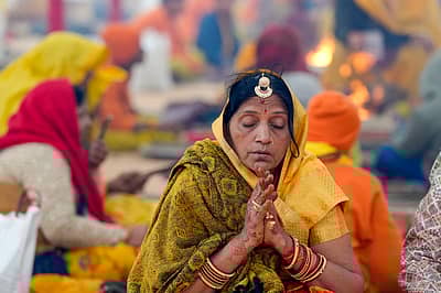  ರಾಮ ಮೂರ್ತಿ ಪ್ರಾಣ ಪ್ರತಿಷ್ಠಾಪನೆಗೂ ಮುನ್ನ ಹನುಮಾನ್‌ ಮಹಾಯಾಗ   ಕಾರ್ಯಕ್ರಮದಲ್ಲಿ ಭಕ್ತರು ಭಾಗವಹಿಸಿದ್ದರು. 