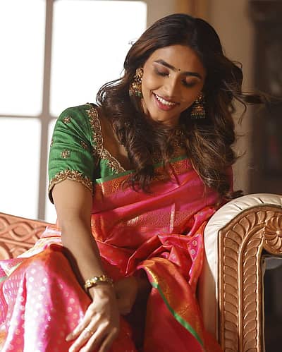 ಜೀ ಕನ್ನಡದಲ್ಲಿ ಪ್ರಸಾರವಾಗುತ್ತಿರುವ ಶ್ರೀರಸ್ತು ಶುಭಮಸ್ತು ಧಾರಾವಾಹಿಯ ಹೊಸ ಪ್ರೋಮೊದಲ್ಲಿ ಸಪ್ತಮಿ ಗೌಡ ಕಾಣಿಸಿಕೊಂಡಿದ್ದಾರೆ