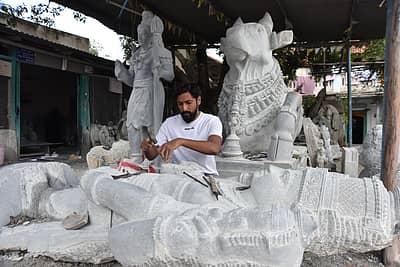 ಮೂರ್ತಿ ತಯಾರಿಕೆಯಲ್ಲಿ ಅರುಣ್