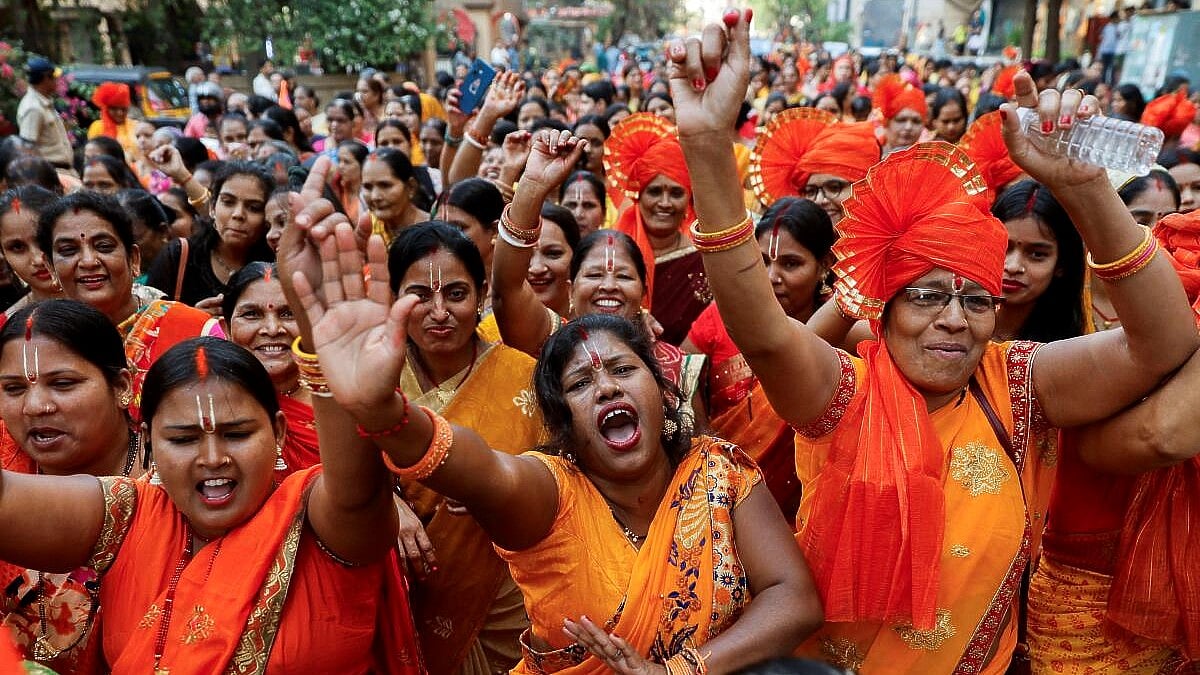 ಬಾಲರಾಮನ ಪ್ರಾಣ ಪ್ರತಿಷ್ಠಾಪನೆ: ಅಯೋಧ್ಯೆಯಲ್ಲಿ ಮನೆ ಮಾಡಿದ ಸಂಭ್ರಮ