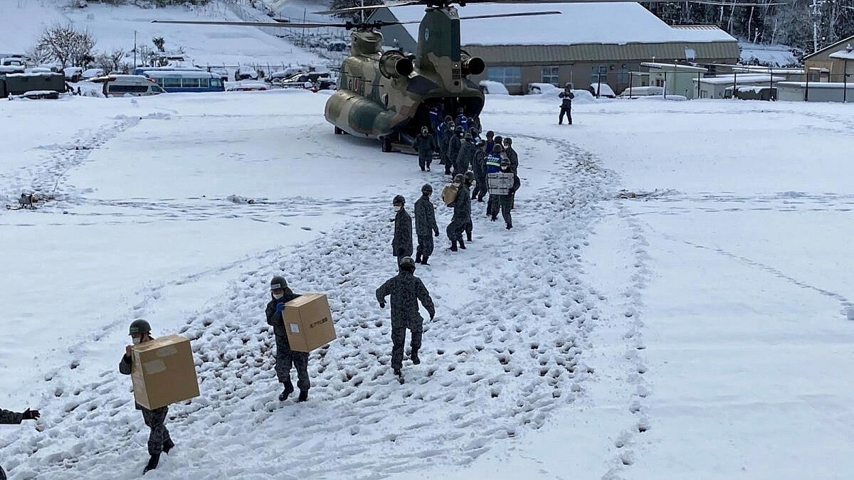 ಜಪಾನ್ ಭೂಕಂಪ; ಹಿಮವನ್ನೇ ಕರಗಿಸಿ ನೀರು ಕುಡಿಯಬೇಕಾದ ಪರಿಸ್ಥಿತಿ