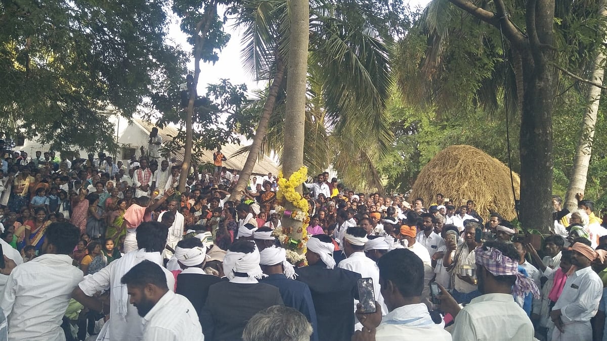 ಪರಶುರಾಂಪುರ: ಕಾಡುಗೊಲ್ಲ ಕ್ಯಾತಪ್ಪನ ಜಾತ್ರೆ ಪ್ರಾರಂಭ